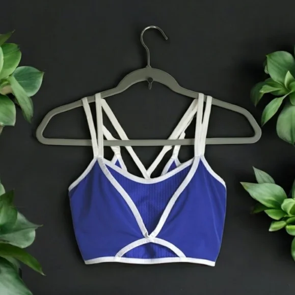 Colsie Ribbed Contrast Trim Layered Bralette - Medium - Picture 7 of 8